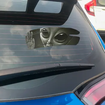 Автомобилна Стикер С Анимационни Извънземна Форма на PVC Винил Треснувшая Самозалепващи Стикер За Декор на Бронята на Прозореца на Купето на Автомобила 11,8 X 7,87 инча/30 X